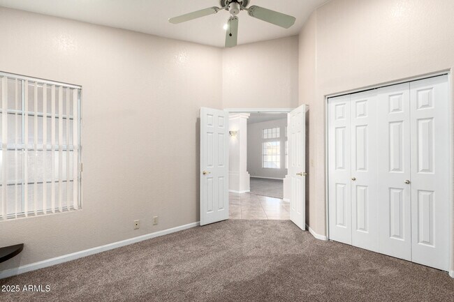 Building Photo - 12349 N 71st Dr