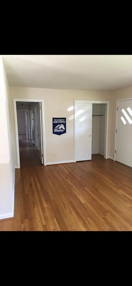 Building Photo - 4302 Clayrest Dr NW