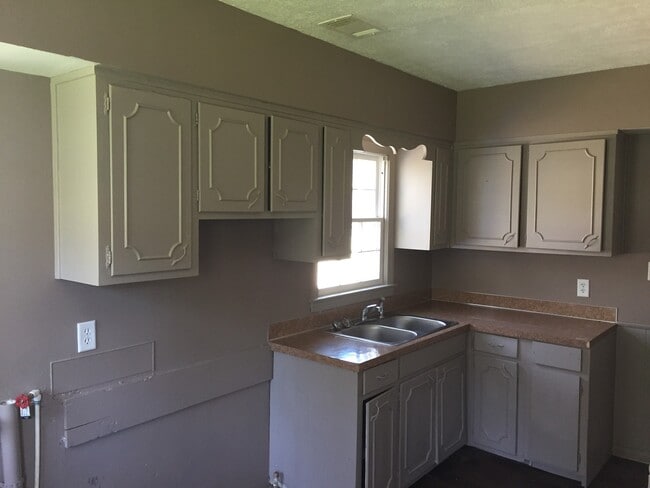 Building Photo - **UPCOMING**East Columbus, GA 4 Bedroom / ...