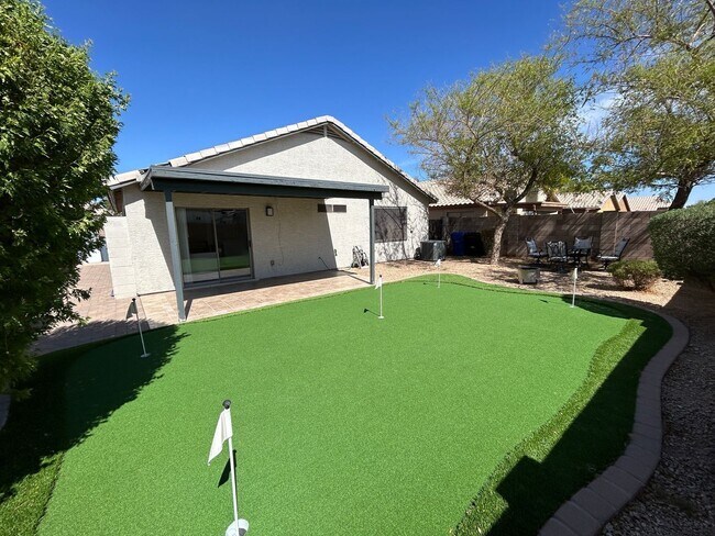 Building Photo - 16732 N 160th Ave