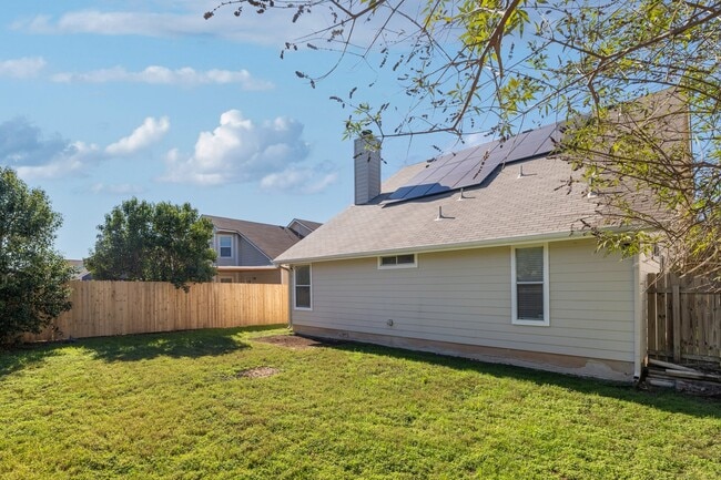 Building Photo - 1019 Leeds Castle Walk