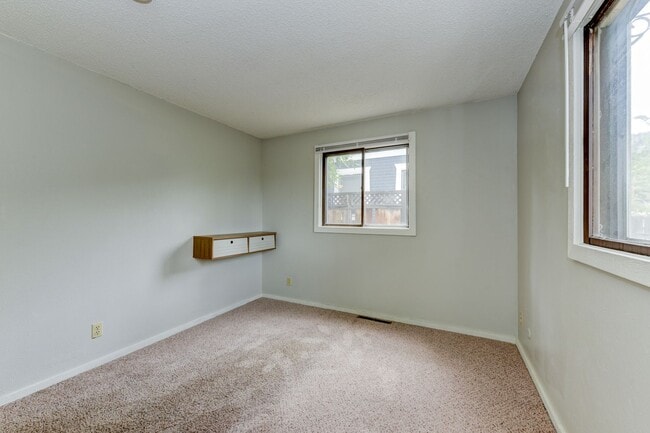 Building Photo - 840 North St