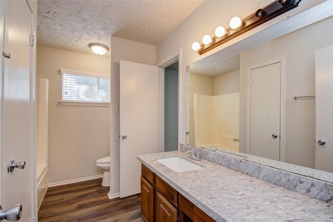 Building Photo - 13510 N Peachfield Cir