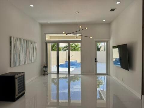 Building Photo - 17311 Bermuda Village Dr