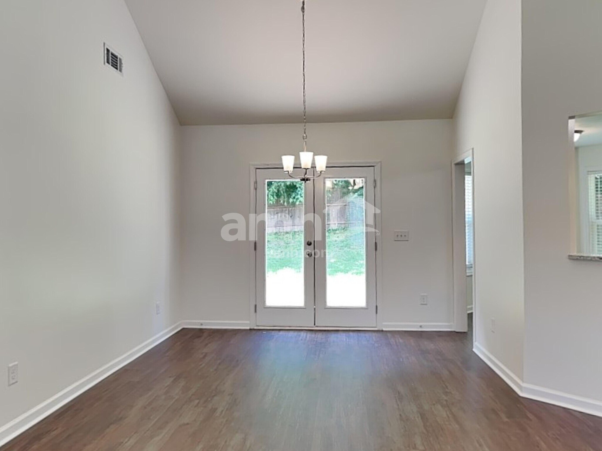 Building Photo - 104 Flagler Way