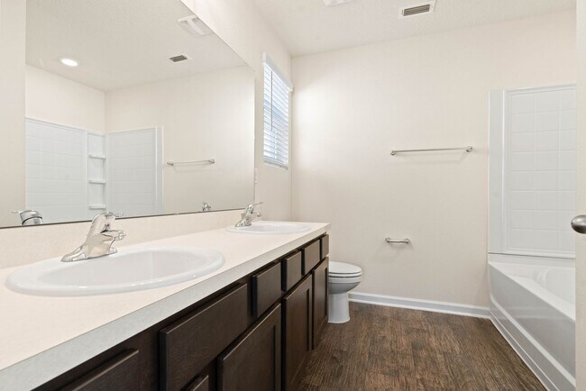 Building Photo - BRAND NEW HOME in Yulee!