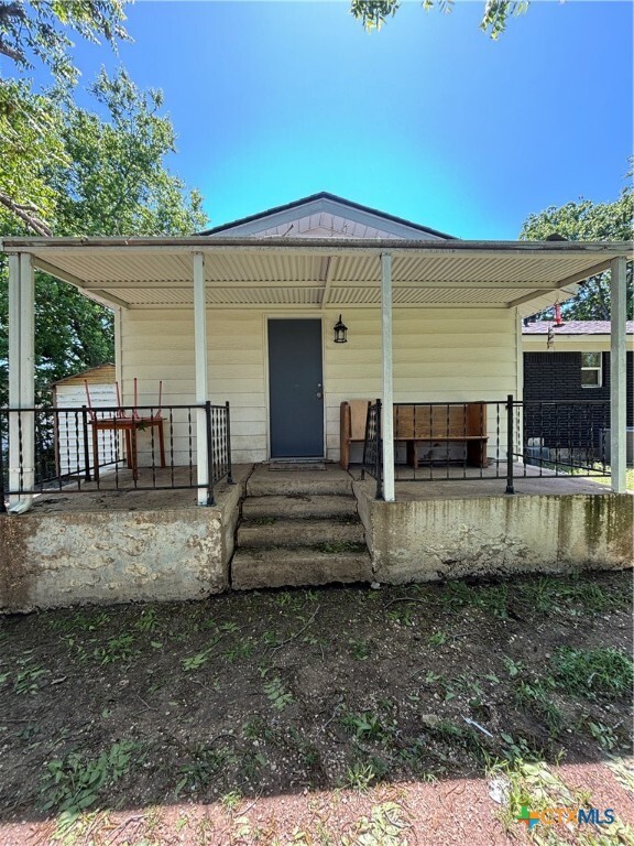 Building Photo - 710 S 15th St