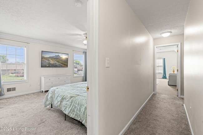 Building Photo - 8212 Grandel Pl