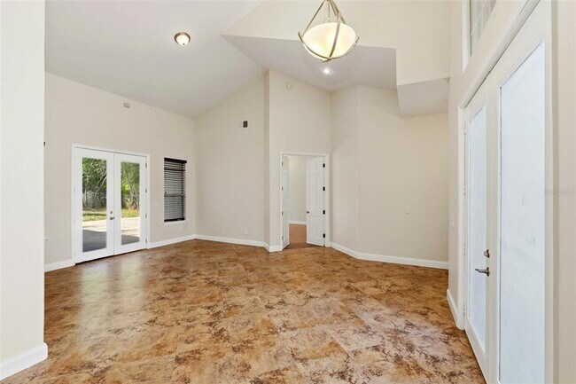 Building Photo - 5608 Kevin Ave