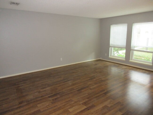 Building Photo - 14551 Misty Meadow Ln