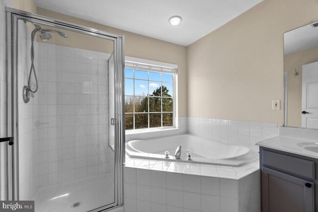 Building Photo - 44237 Sonora Ln