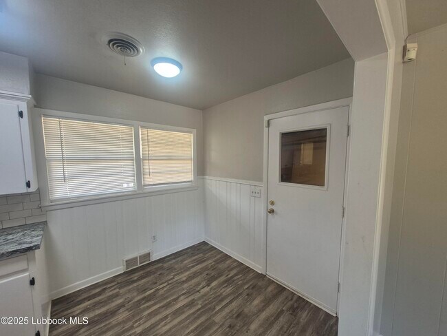 Building Photo - 3114 40th St