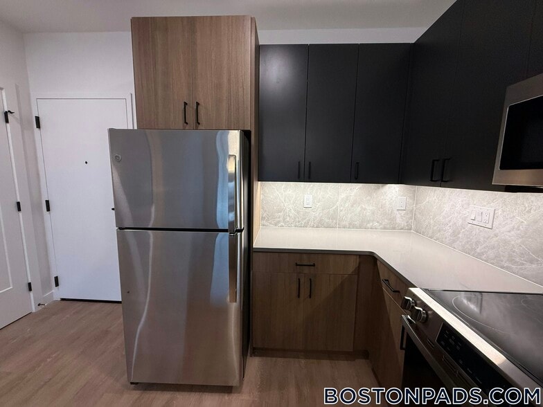 Building Photo - 199 Gardner St