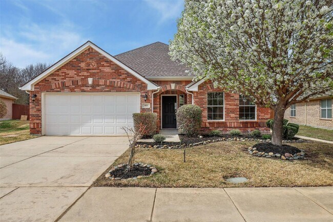 Building Photo - 115 Bird Creek Dr