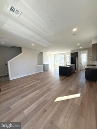 Building Photo - 4129 Ridgeview Ave