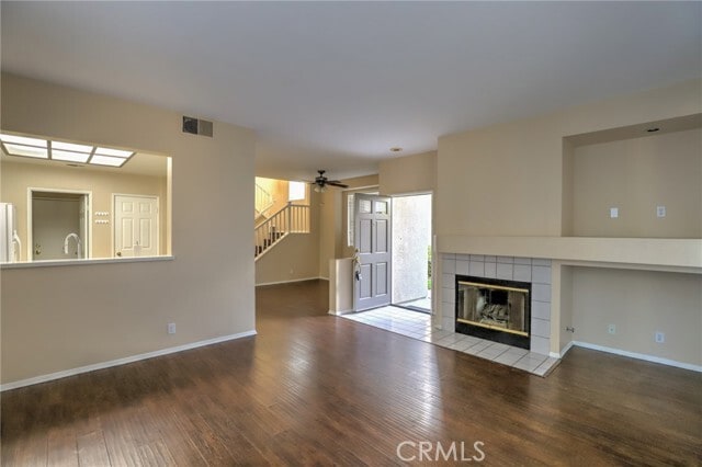 Building Photo - 732 N Siavohn Dr