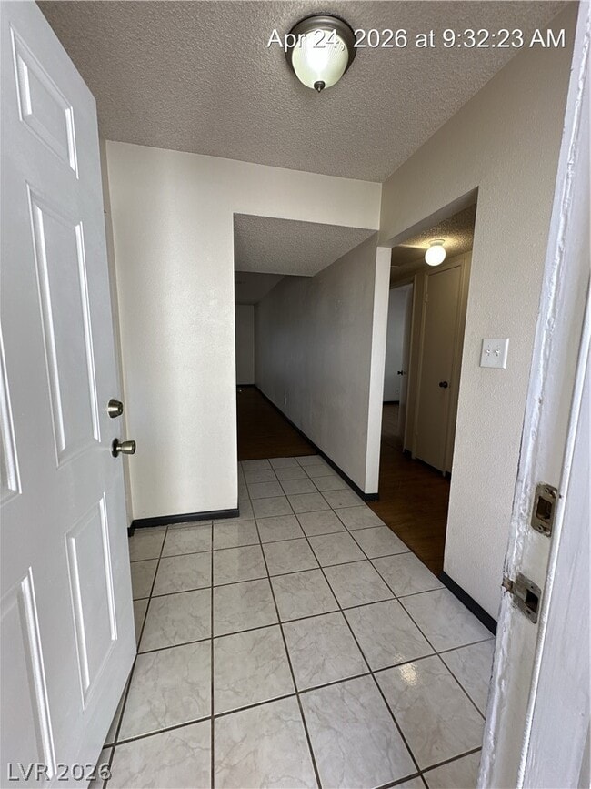 Building Photo - 760 Anne Ln