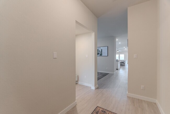 Primary Photo - 22035 Juniper Crossing Dr