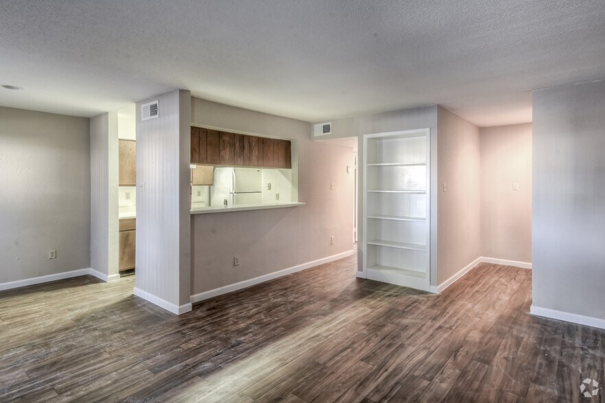 Oaks Of Ashford Point Houston, TX Apartment Finder