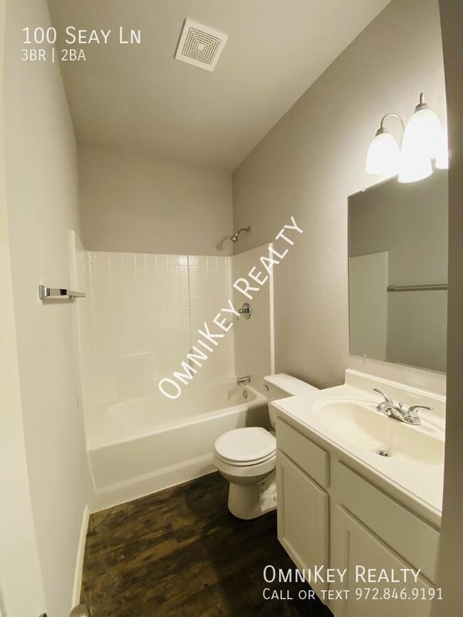 Building Photo - 100 Seay Ln