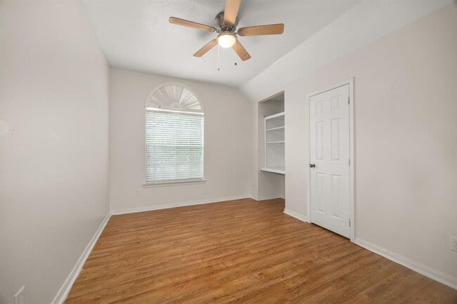 Building Photo - 8506 Regalbrook Dr