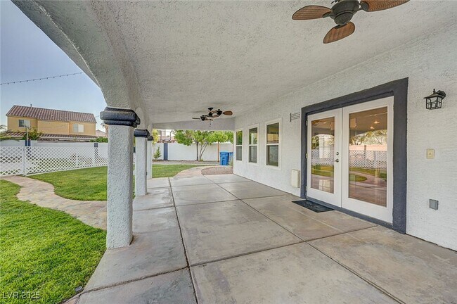 Building Photo - 5470 Logville St