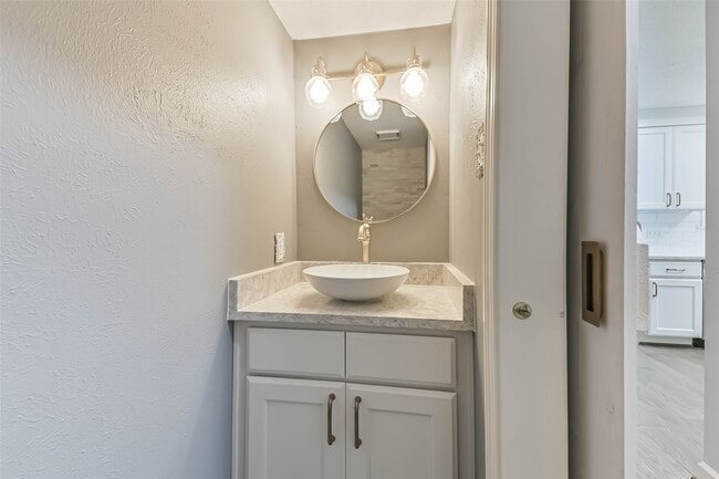 Building Photo - 3030 Jane Long League Dr