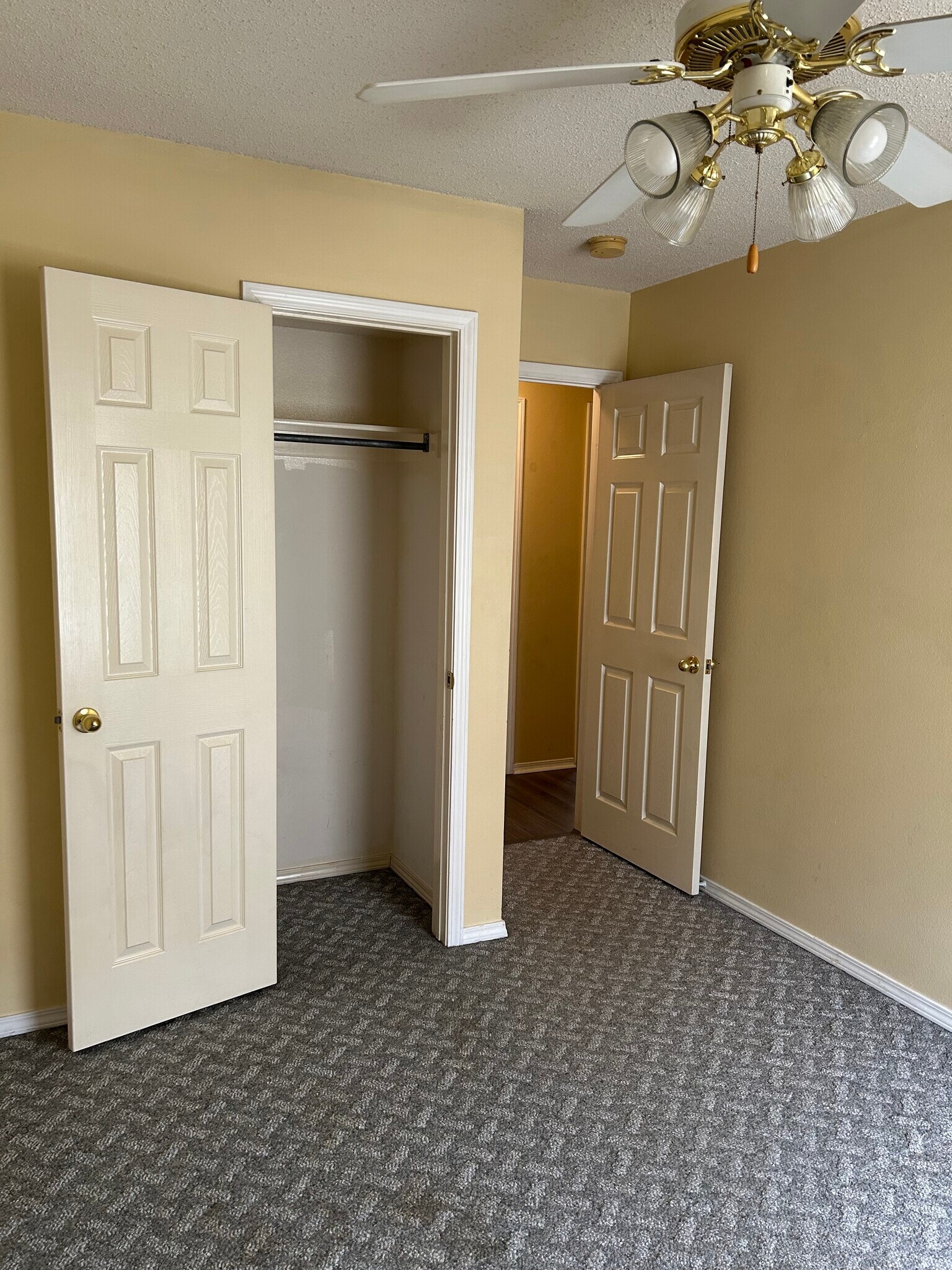 3rd Bedroom - 1928 Lovers Ln