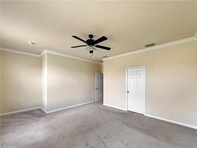 Building Photo - 8895 Via Isola Court
