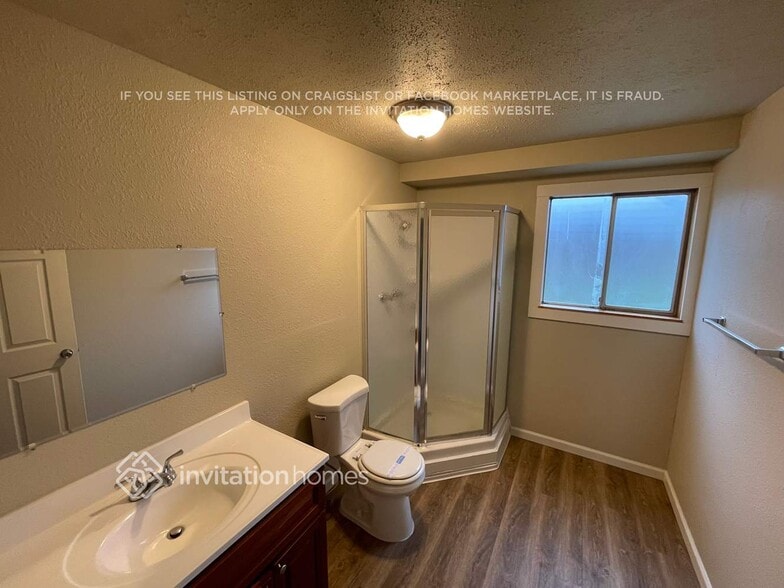 Building Photo - 6003 99th St NE