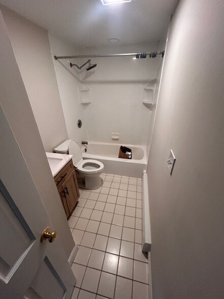 Building Photo - 13 Buena Vista St