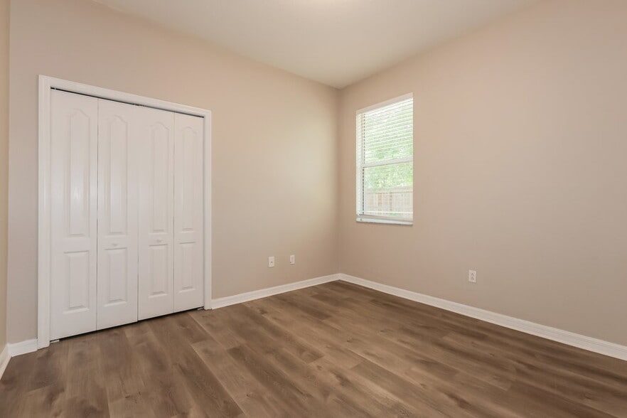 Building Photo - 1610 White Dove Ct