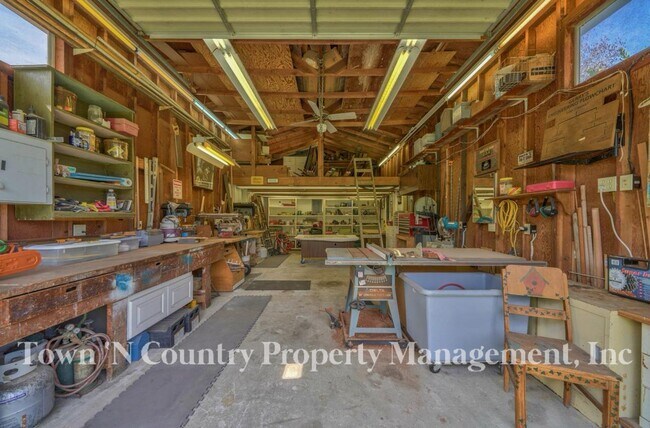 Building Photo - Spacious San Benancio Estate on Over 1 Acre with Workshop, RV Parking & Pasture Area