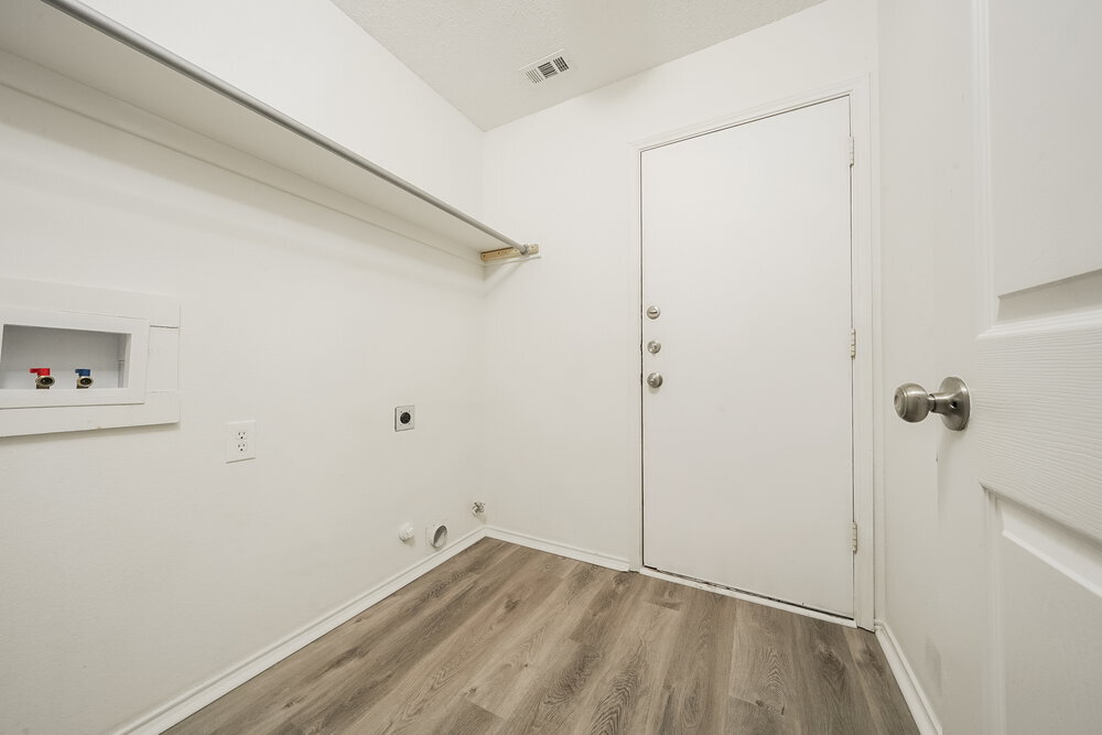 Building Photo - 1705 Green Terrace Dr