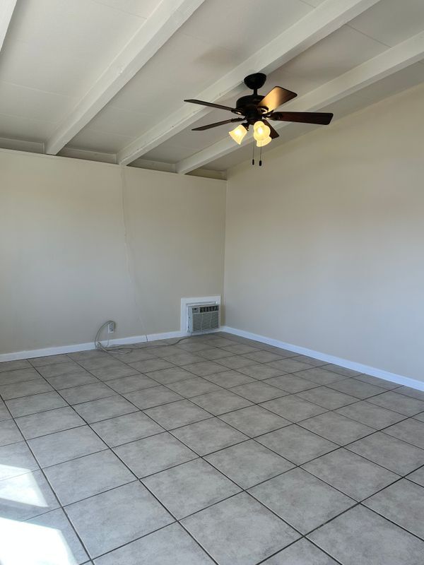 Building Photo - 471 Bernal Ave