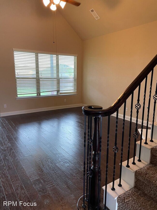 Building Photo - 4 br, 2.5 bath House - 217 Eagle Ridge Rd.
