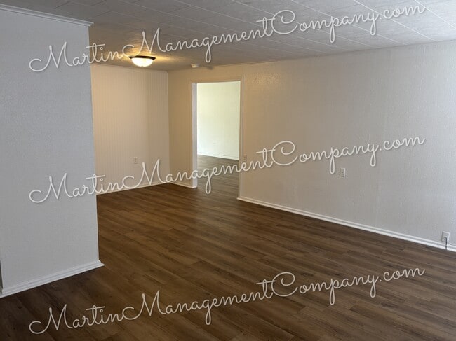 Building Photo - 1844 S Beacon Ave