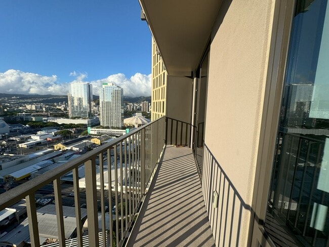 Building Photo - Aalii 2105