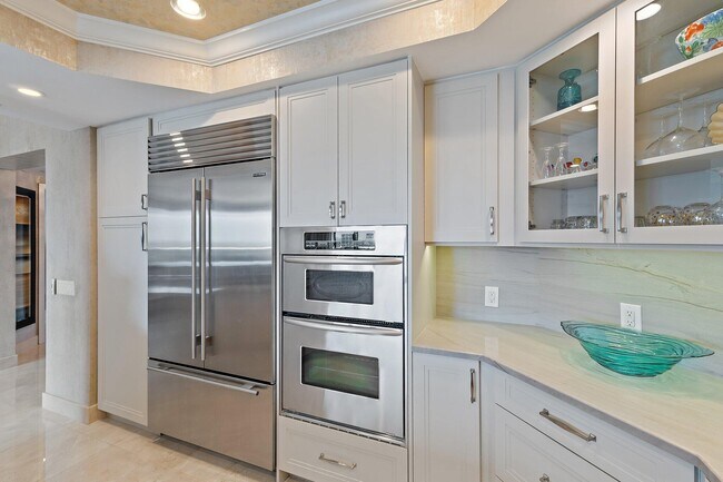Building Photo - 3620 Gardens 1602b Pky