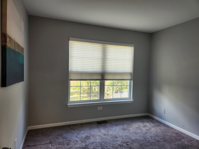 Building Photo - 710 Mill Cir