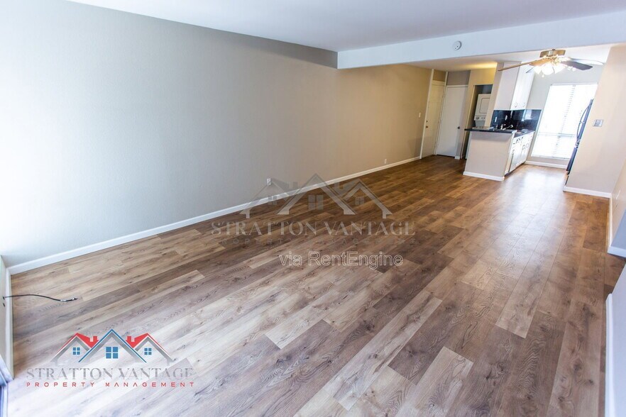 Building Photo - 3828 N 32nd St