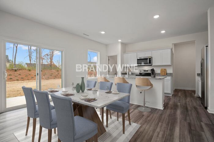 Building Photo - 546 Otway Lp