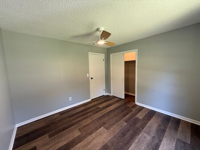 Building Photo - CHARMING UPDATED HOME FOR RENT IN GUNTERSV...