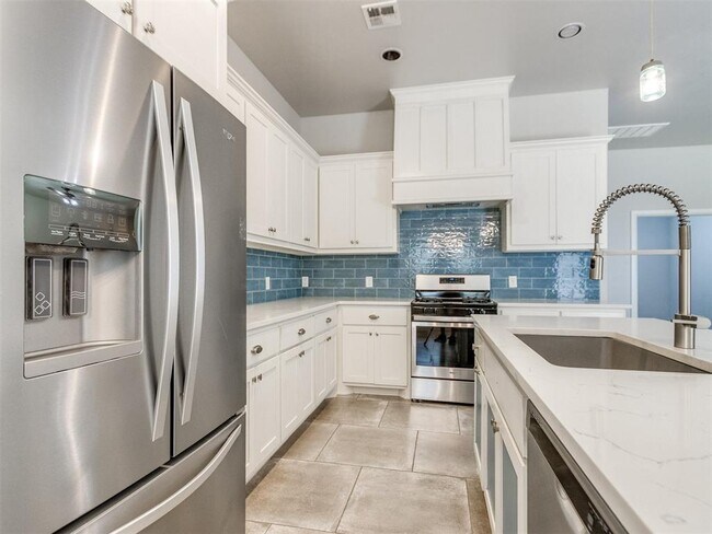 Building Photo - 3112 NW 184th Terrace
