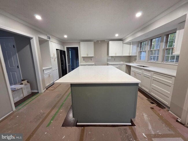 Building Photo - 1650 Wickham Way