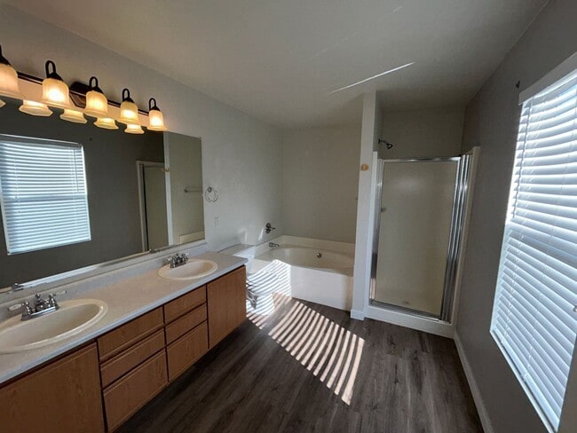 Building Photo - 12329 N Pablo St