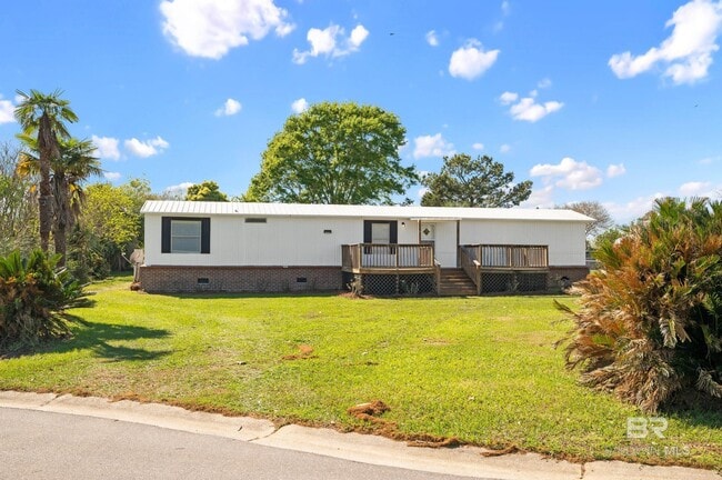 Building Photo - 16869 Lea Cir