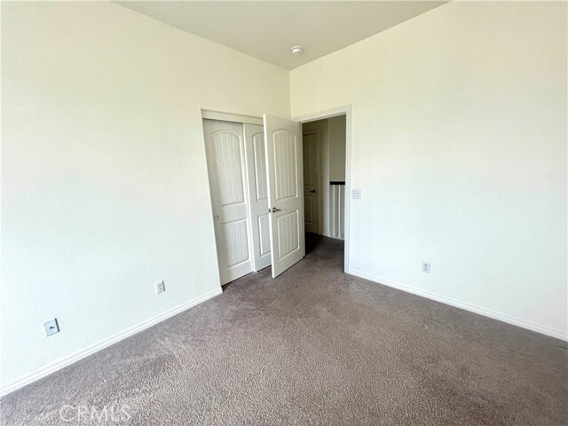 Building Photo - 3121 E Yosemite Dr