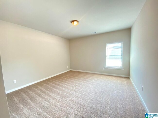 Building Photo - 358 Shady Ln
