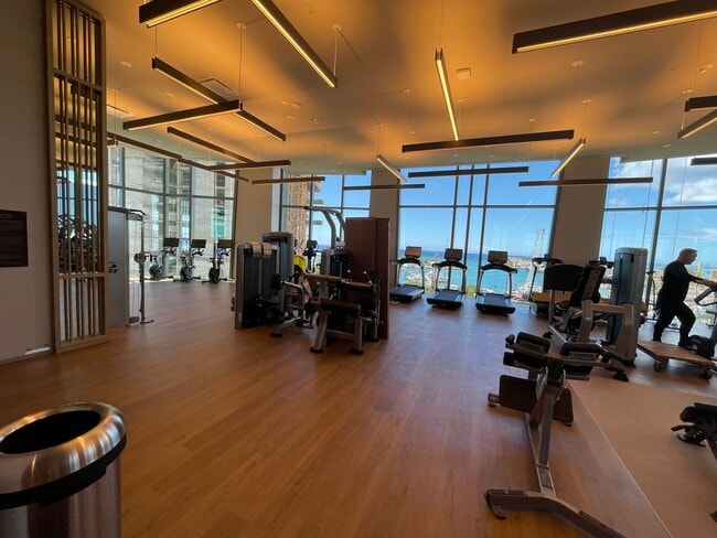 Building Photo - Brand NEW! Koula Studio